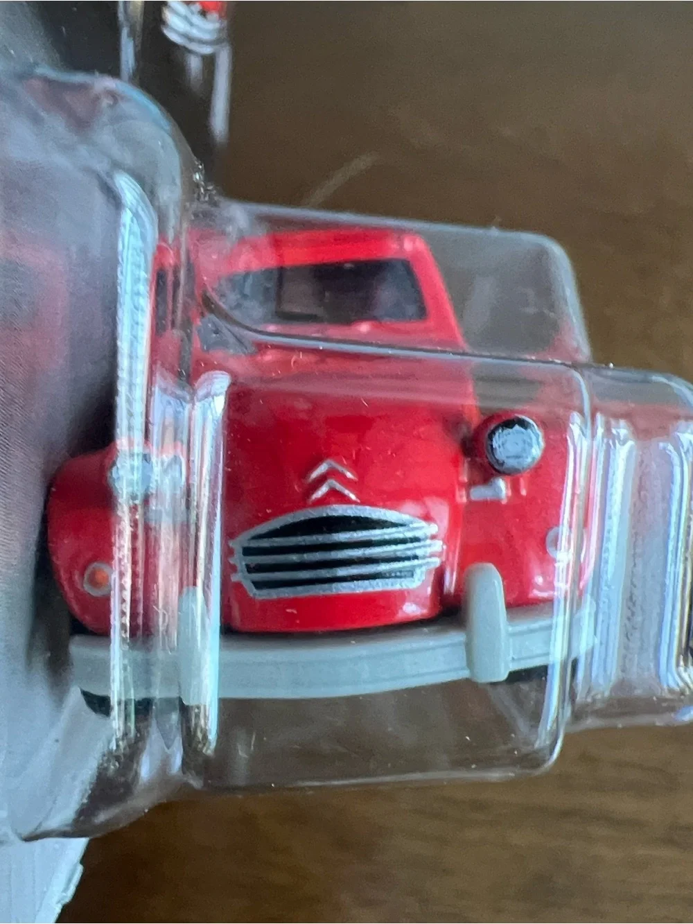 Matchbox 1970 Citroën 2CV - Red